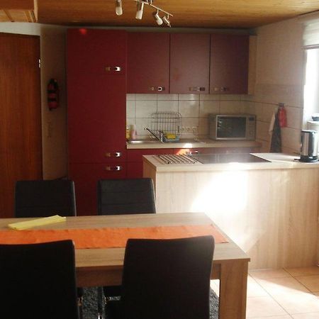 2-Zimmer-Appartement-Seerose 普利耶扎乌森 外观 照片